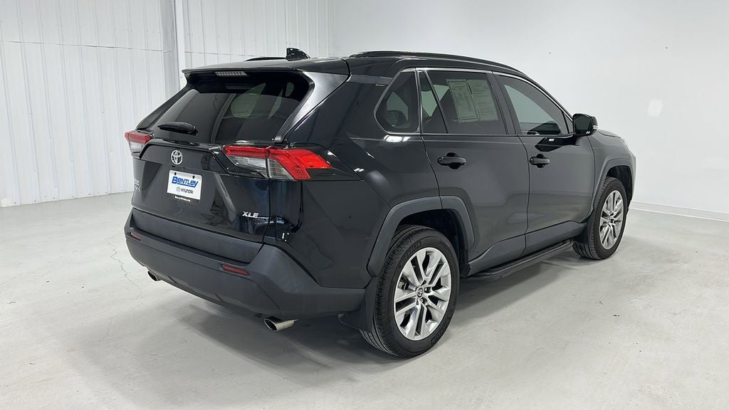 2022 Toyota RAV4 XLE Premium