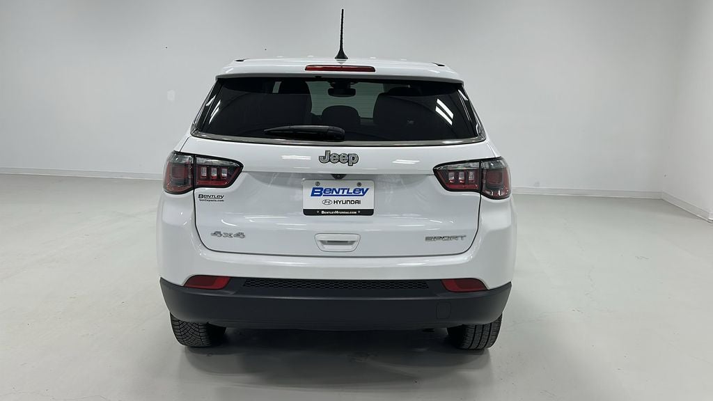2022 Jeep Compass Sport