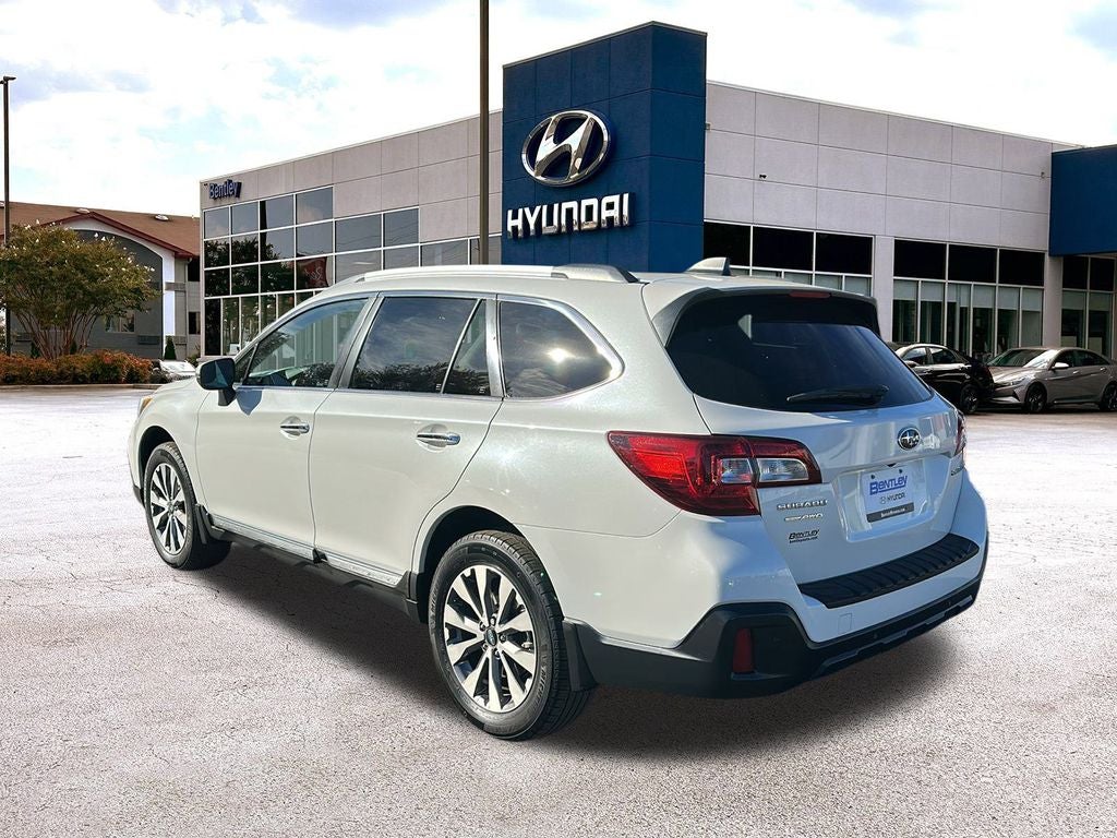 2019 Subaru Outback 2.5i Touring