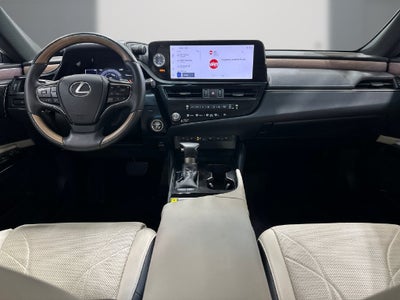2024 Lexus ES 300h Ultra Luxury