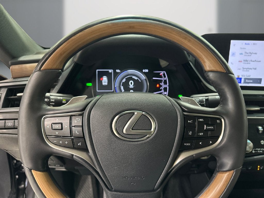 2024 Lexus ES 300h Ultra Luxury