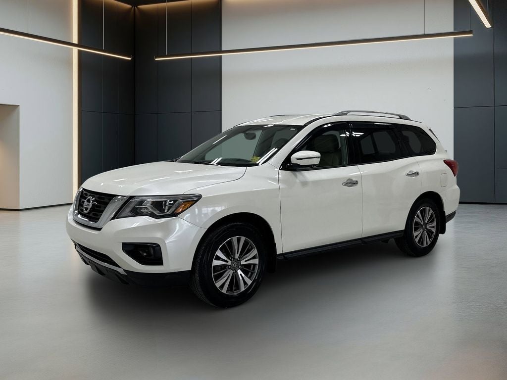 2017 Nissan Pathfinder SL
