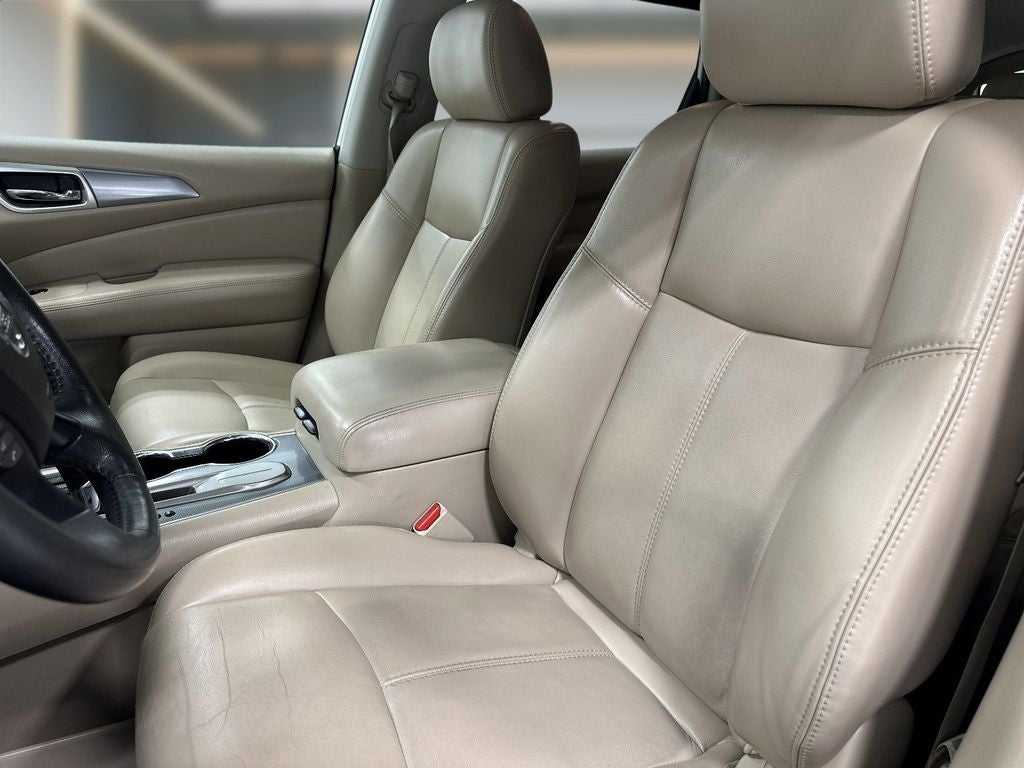 2017 Nissan Pathfinder SL