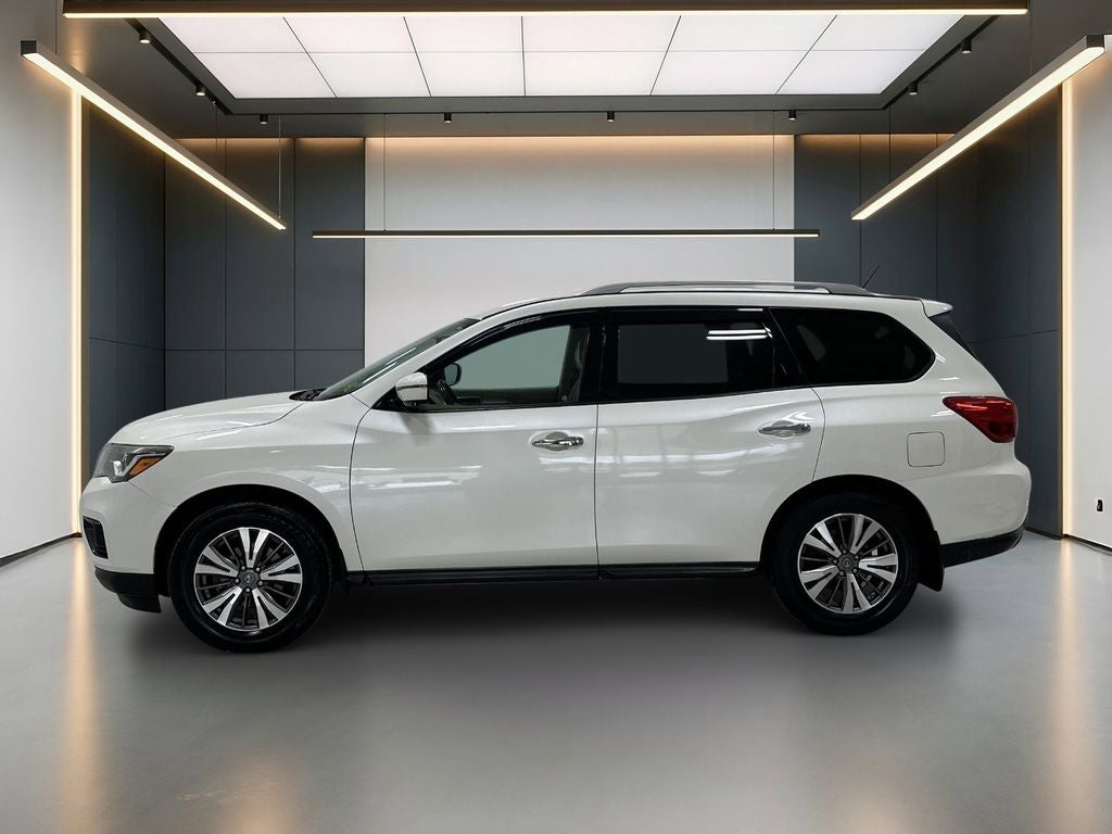 2017 Nissan Pathfinder SL