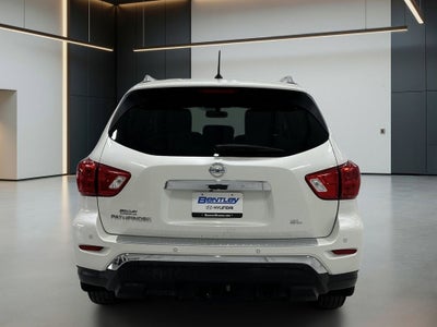 2017 Nissan Pathfinder SL
