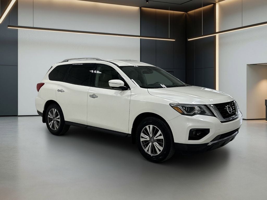 2017 Nissan Pathfinder SL