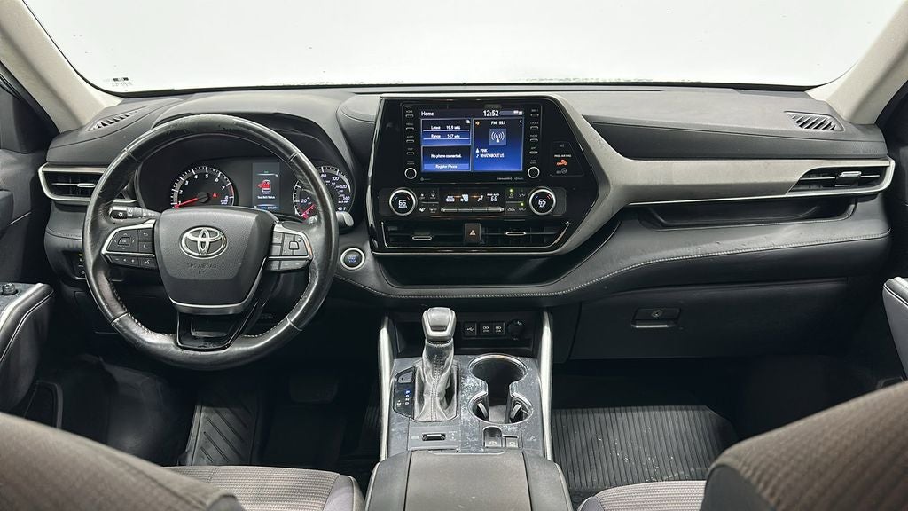 2021 Toyota Highlander LE