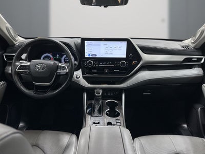 2024 Toyota Highlander Platinum