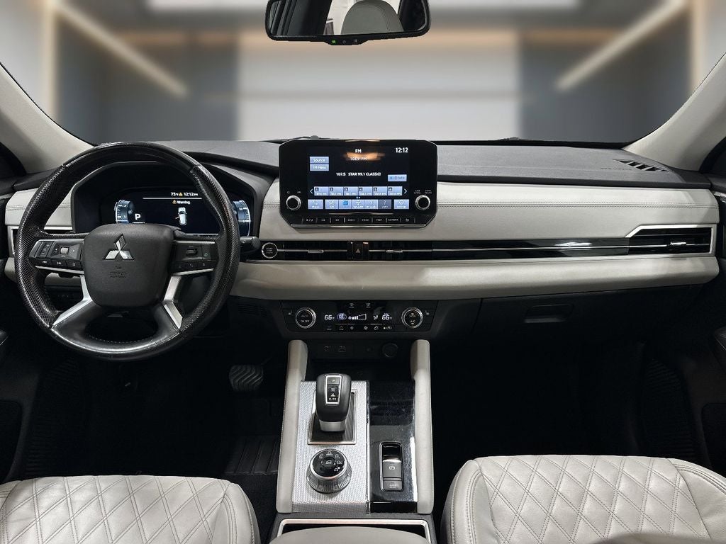 2022 Mitsubishi Outlander SEL