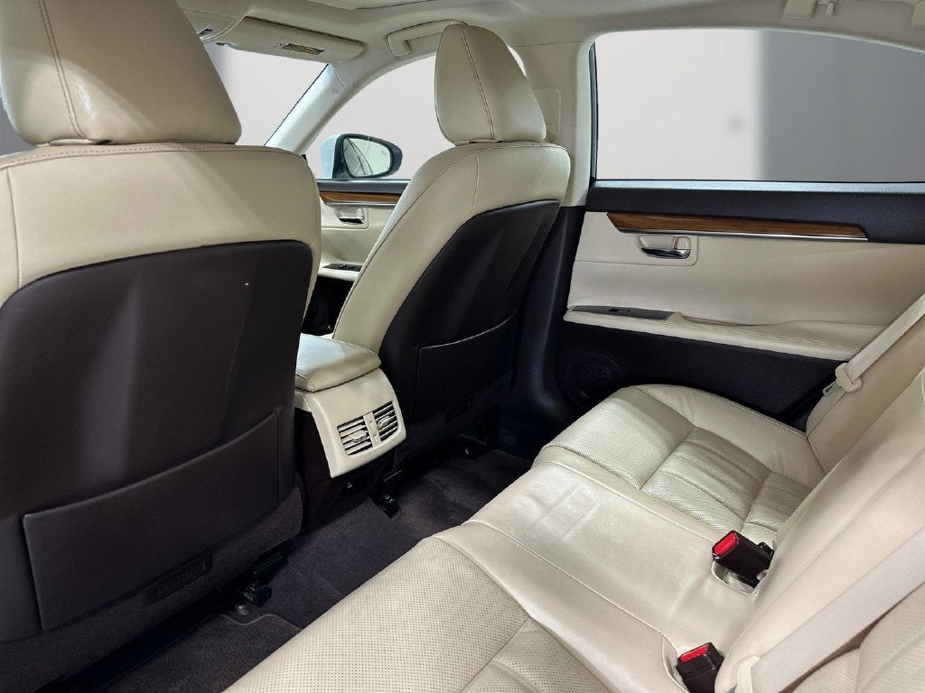 2016 Lexus ES 300h