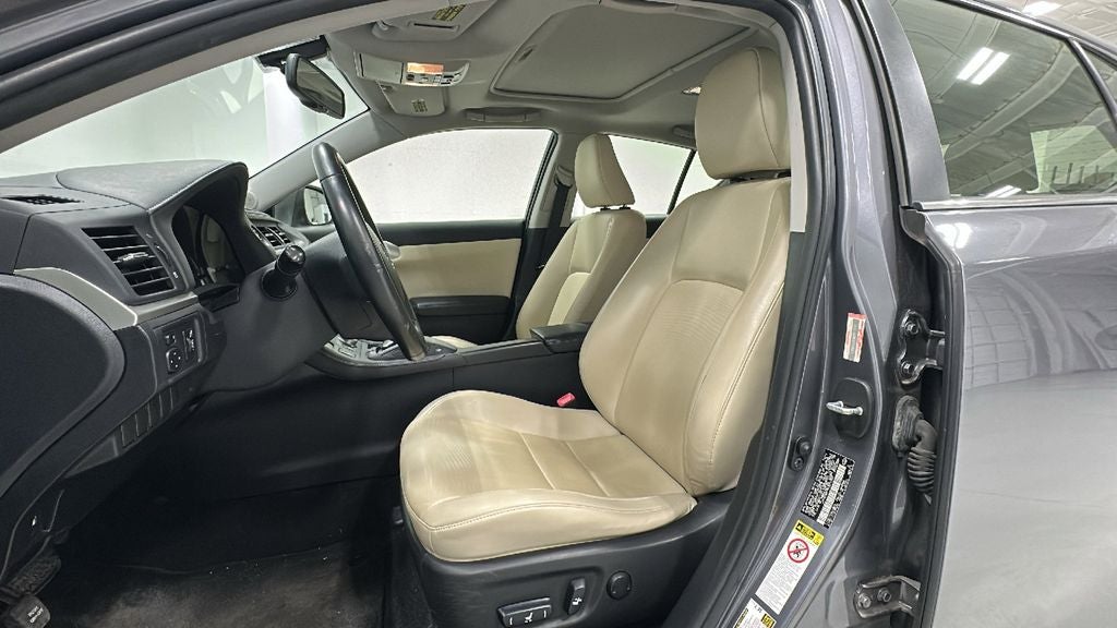 2012 Lexus CT 200h Premium