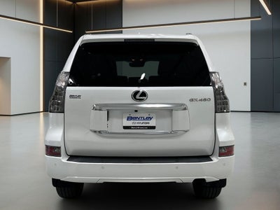 2022 Lexus GX 460