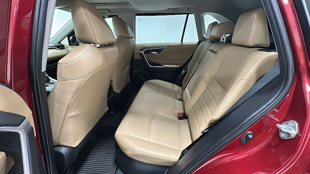 2022 Toyota RAV4 Hybrid XLE Premium