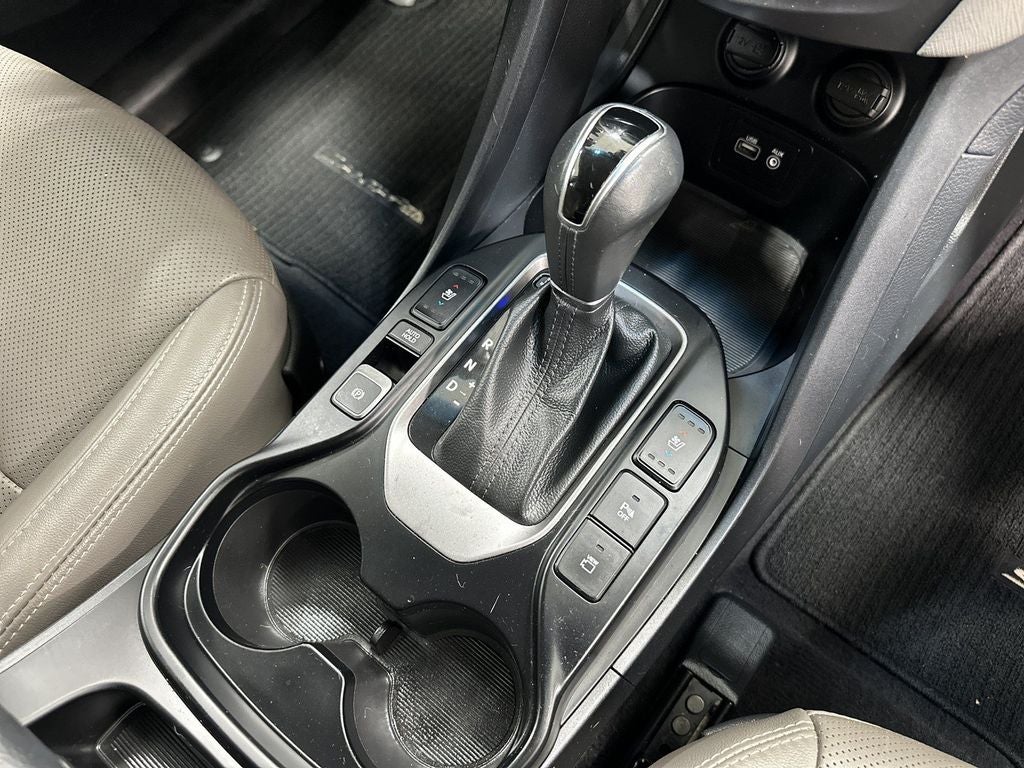 2017 Hyundai Santa Fe Limited Ultimate