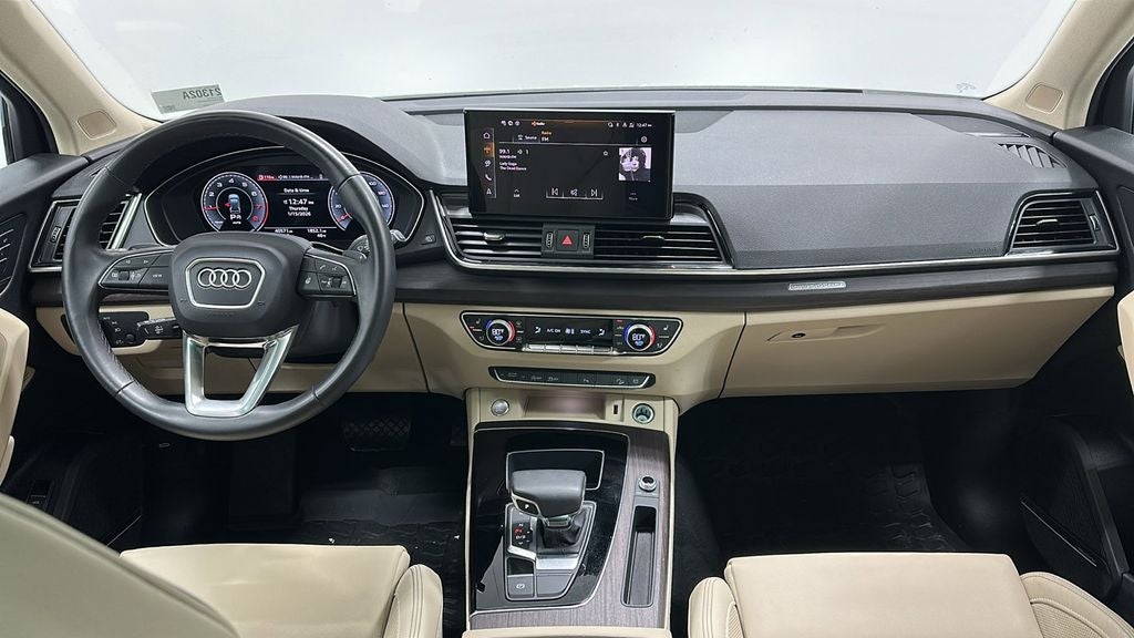 2024 Audi Q5 45 S line Premium quattro