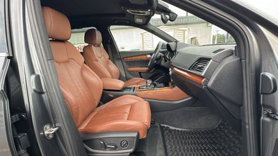 2022 Audi Q5 45 S line Premium quattro