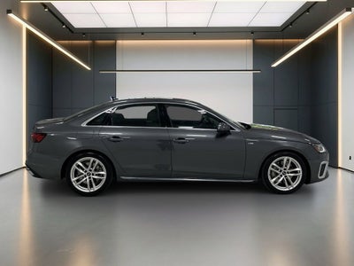 2022 Audi A4 45 S line Premium Plus quattro