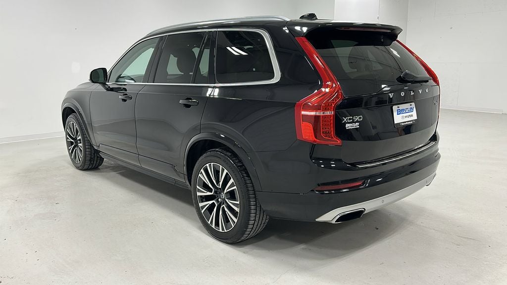 2020 Volvo XC90 T6 Momentum